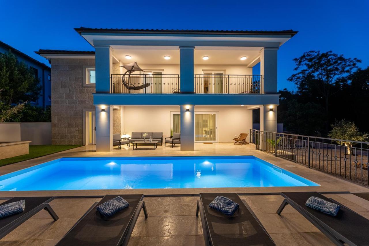 Villa Pafran With Heated Pool Krk Krk Town Kültér fotó